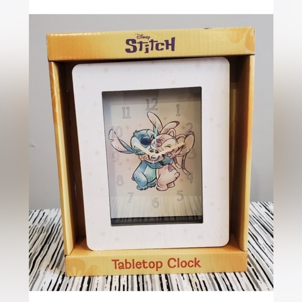 Disney nwt Lilo Stitch Tabletop Clock - Blue and Pink approx 8 x 6.25”